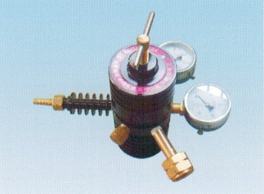 ��Ȼ����ѹ��