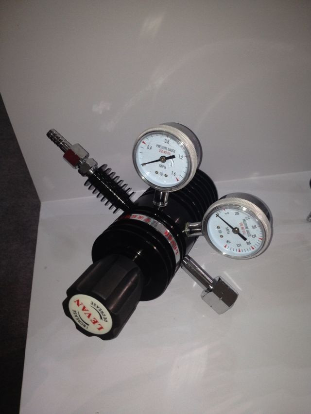 ��Ȼ����ѹ��